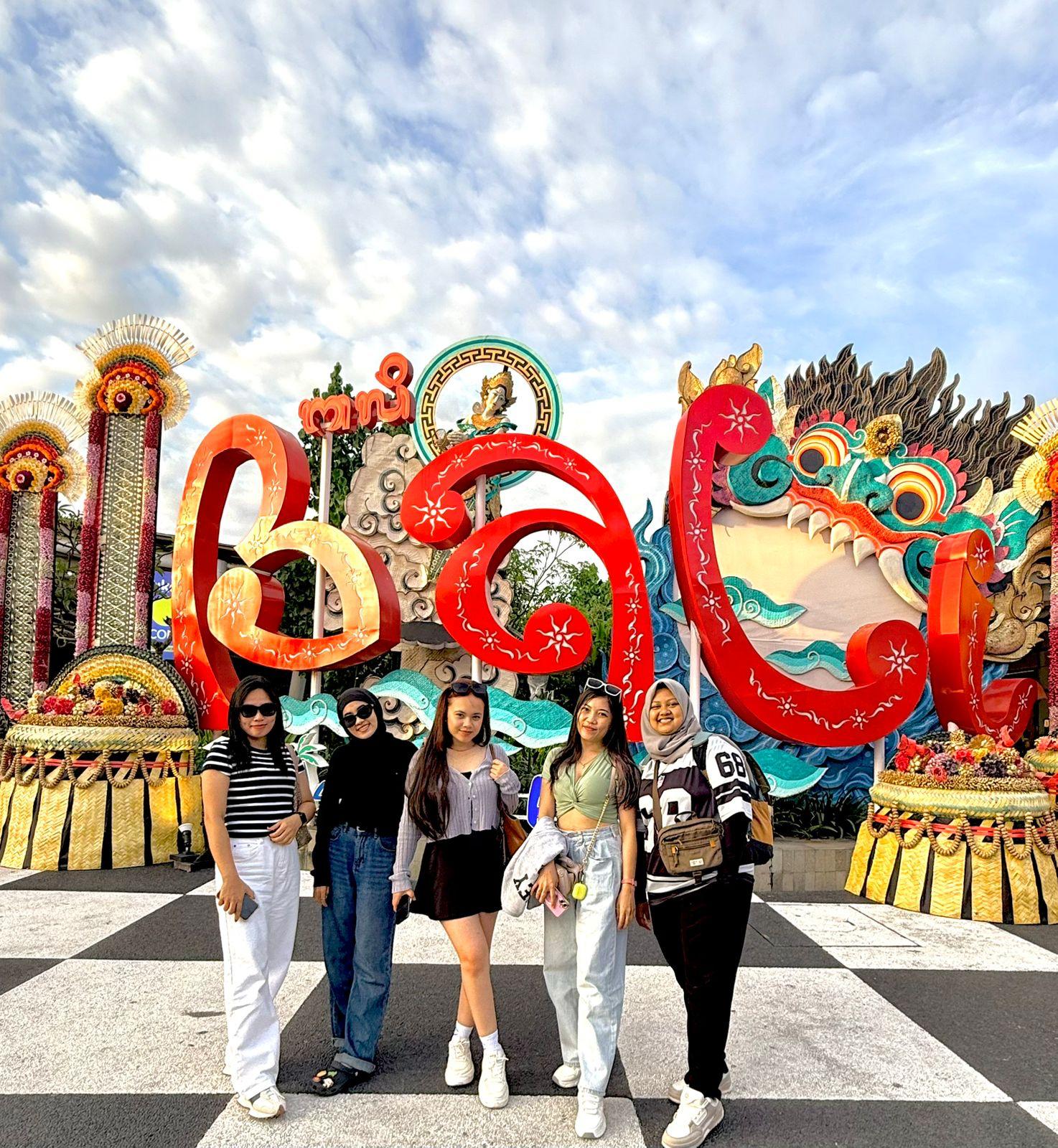 MDT GOES TO BALI — 7