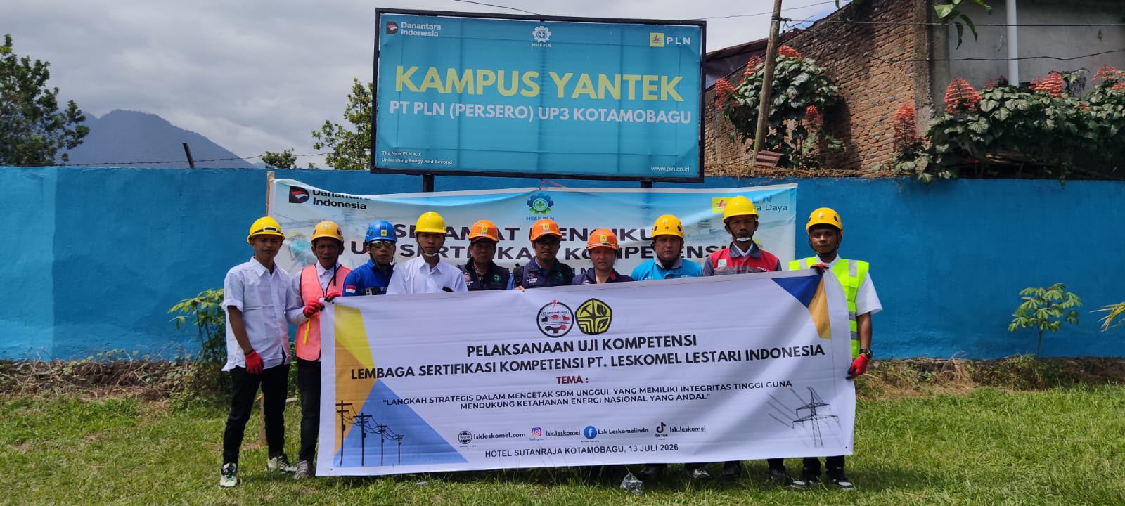 PT Metro Data Teknik Bersama Mitra Sukses Laksanakan Sertifikasi Kompetensi Ketenagalistrikan (SKTTK) di Kotamobagu — 11